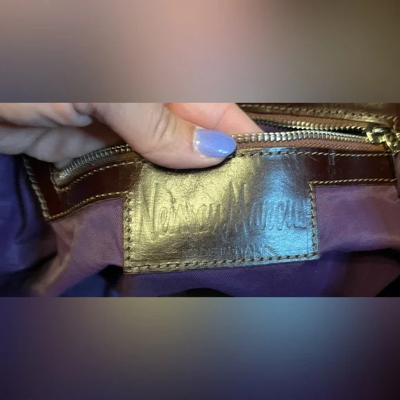 Neiman Marcus Tan Buckle Faux Leather Tote Bag - Picture 5 of 11